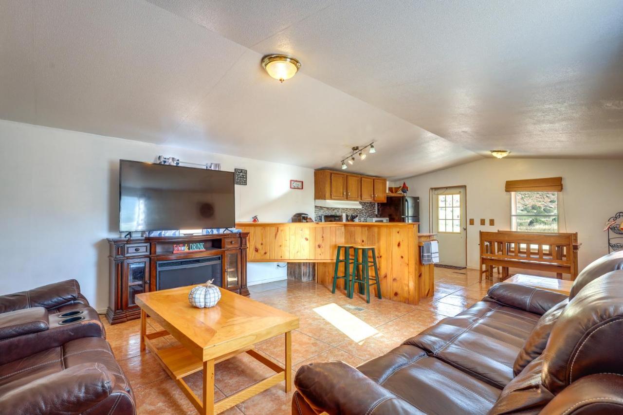 Charming Santa Rosa Home With Mountain Views And Porch Екстер'єр фото